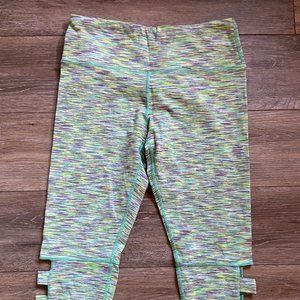 GLYDER APPAREL Women's Crop